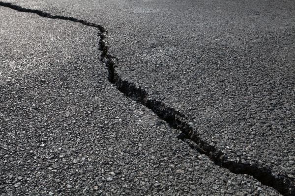 Asphalt Crack Filling in Nashville