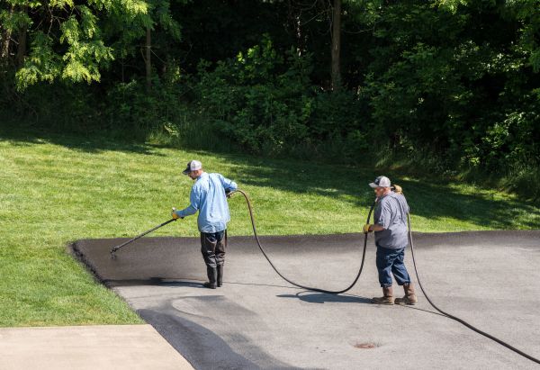 Driveway Coating Service in Nashville