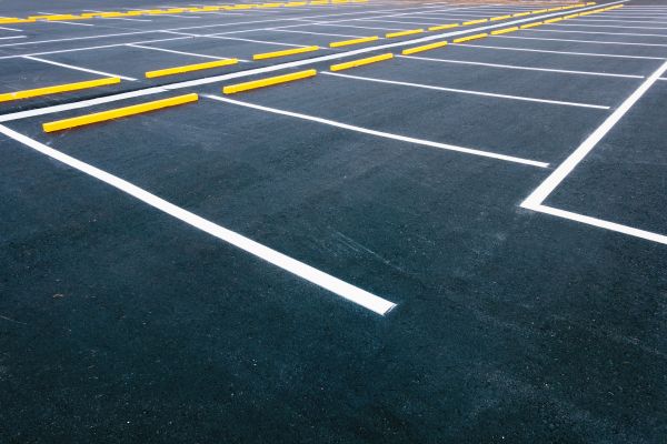 Asphalt Parking Lot Sealing in Nashville