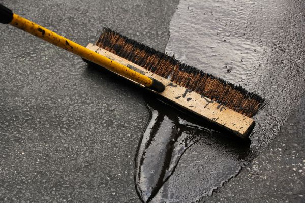 Asphalt Driveway Sealing in Nashville